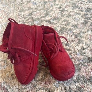 Ugg boots girls size 1